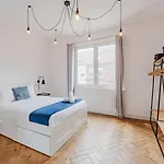 -two Bedroom Apartamento